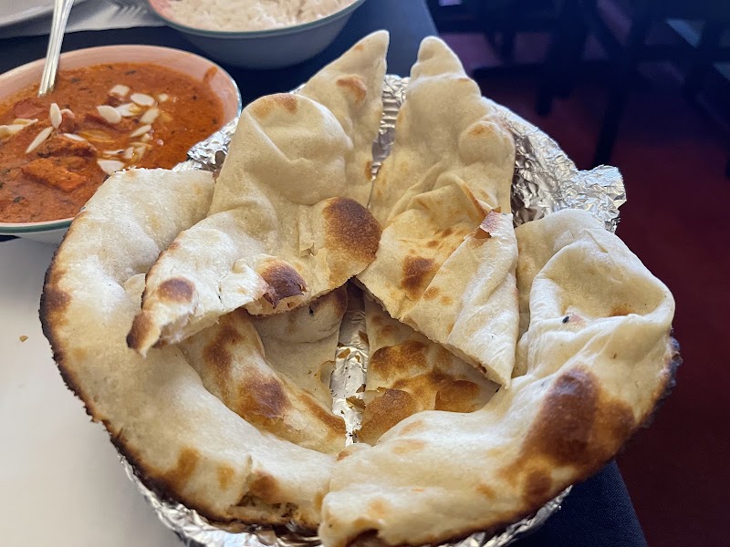 Touch Of India Restaurant - Touch Of India Restaurant 126 St Paul St, St. Catharines, ON L2R 3M2, Canada