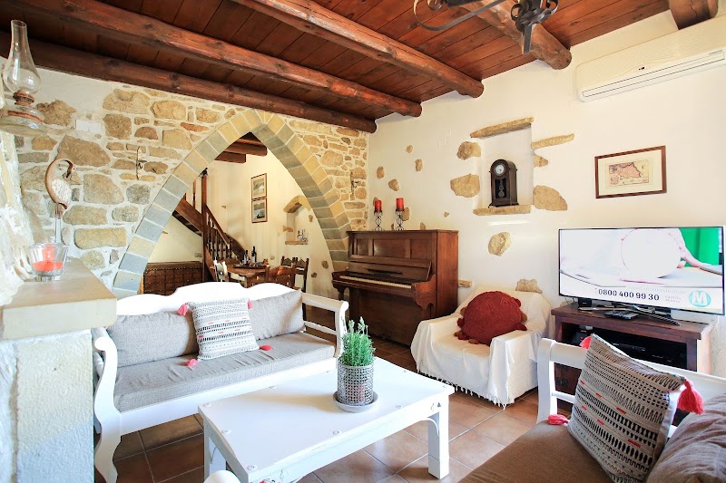 Kamilari Villa - Kamilari Villa, Epar.Od. Timpakiou-Kamilariou, Kamilari 702 00, Greece