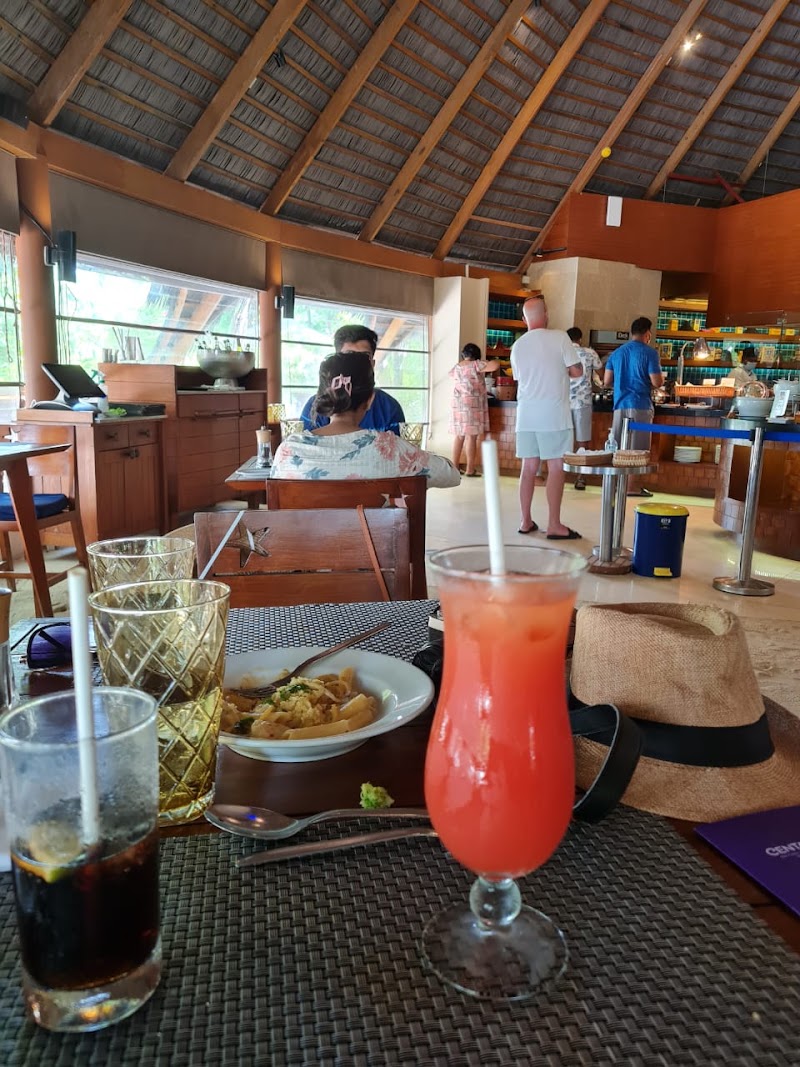 Oceans Restaurant Yemek - Oceans Restaurant Yemek, 6C27+577, Giraavaru, Maldives