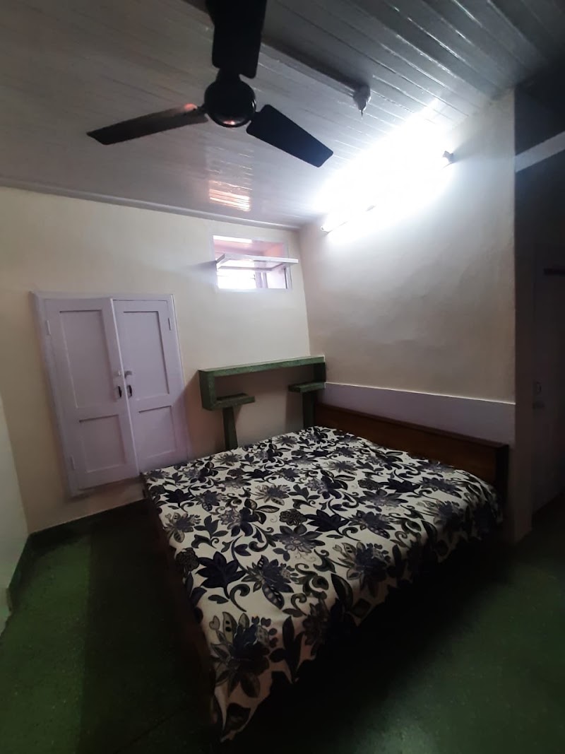 Hill View Guest House - Hill View Guest House, Halwai Gali, behind Laxmi Talkies, Main Bazar, Mohalla Sapri, Chamba, Himachal Pradesh 176310, India