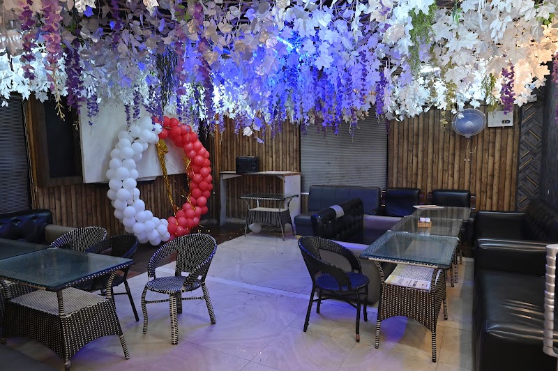 The Cabana 2.0 - The Cabana 2.0 4th Floor, RA Tower, 2/1/1A, Purushottam Das Tandon Marg, Agnipath Colony, Vivek Vihar Colony, Civil Lines, Prayagraj, Uttar Pradesh 211002, India