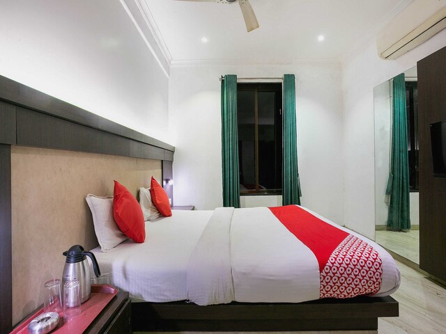 Collection O Prince Residency - Collection O Prince Residency Gopal Krishna Gokhale Marg, near Thane Railway Station, opp. Ashok Cinema, Jambli Naka, Thane West, Mumbai, Thane, Maharashtra 400602, India