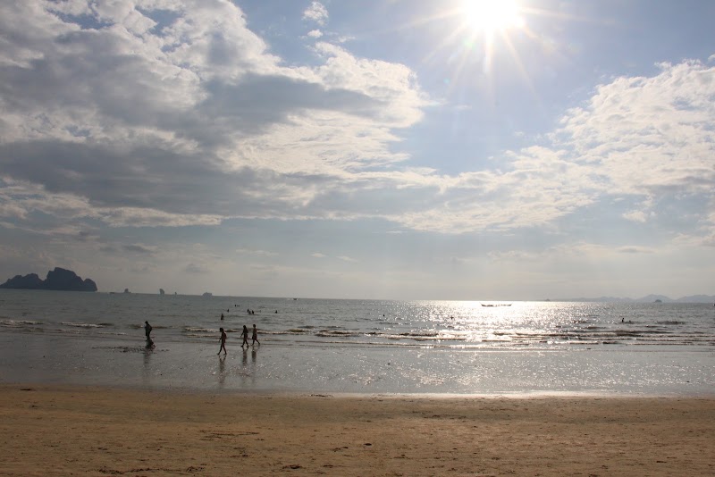 Ao Nang beach - Ao Nang beach 2RJC+GM7, Ao Nang, Mueang Krabi District, Krabi 81180, Thailand