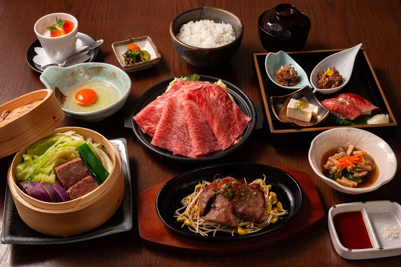 Yonezawa Gyu Oki - Yonezawa Gyu Oki Japan, 〒100-0005 Tokyo, Chiyoda City, Marunouchi, 1-chōme−9−１ 内 黒塀横丁 グランスタ八重北 B1F