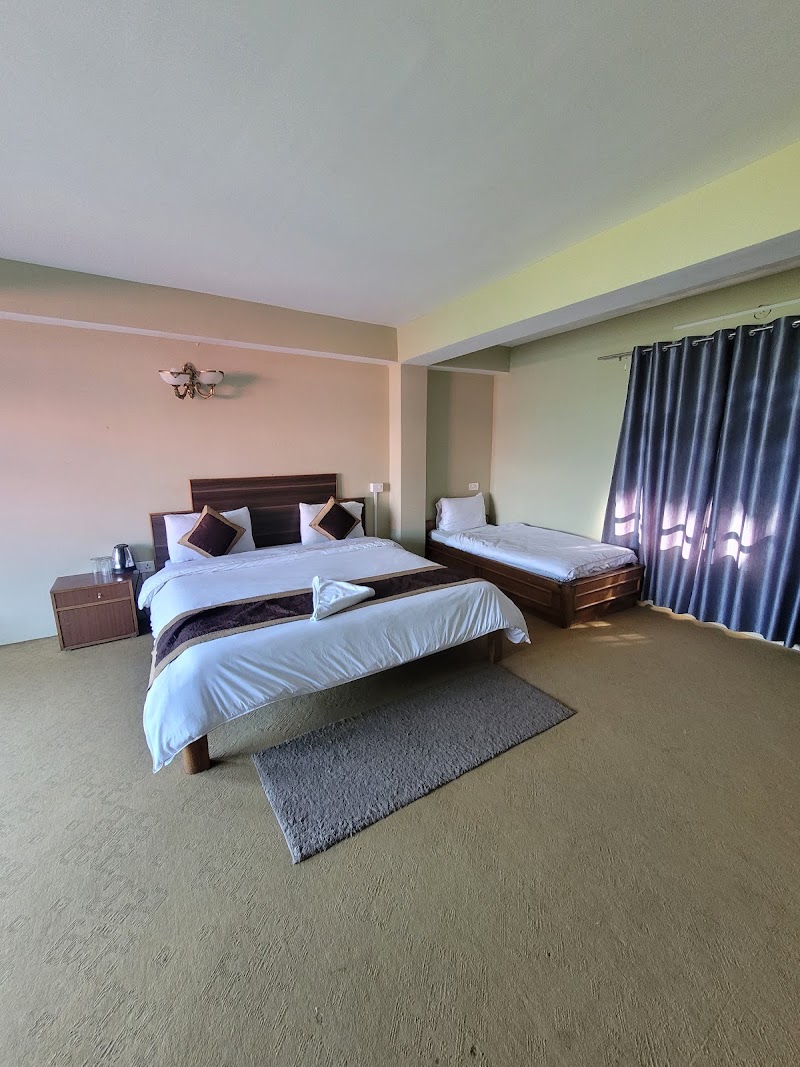 Hotel Ace Pine Valley Upper Pelling - Hotel Ace Pine Valley Upper Pelling Chung, Pong Road, beside Bharat Petrol Pump, Pelling, Pelling City, Sikkim 737113, India