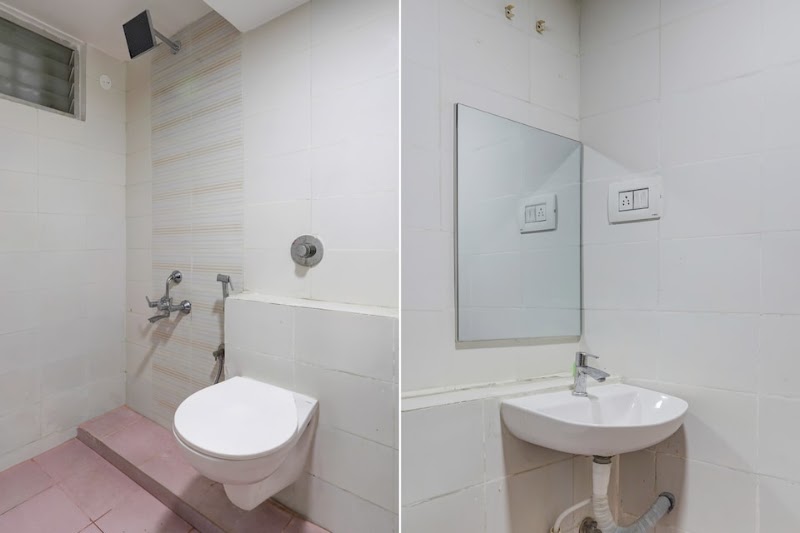 Super Hotel O Pondicherry City Centre - Super Hotel O Pondicherry City Centre, Hotel, 468 south street, MG ROAD, near by NEW MEDICAL CENTER, MG Road Area, Puducherry, 605001, India