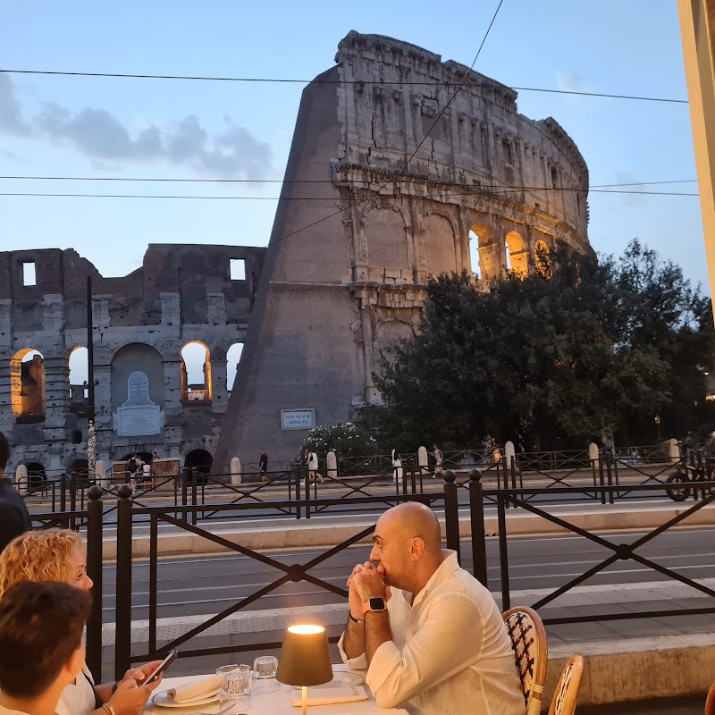 Ristorante Caffè Martini - Ristorante Caffè Martini P.za del Colosseo, 3, 00184 Roma RM, Italy
