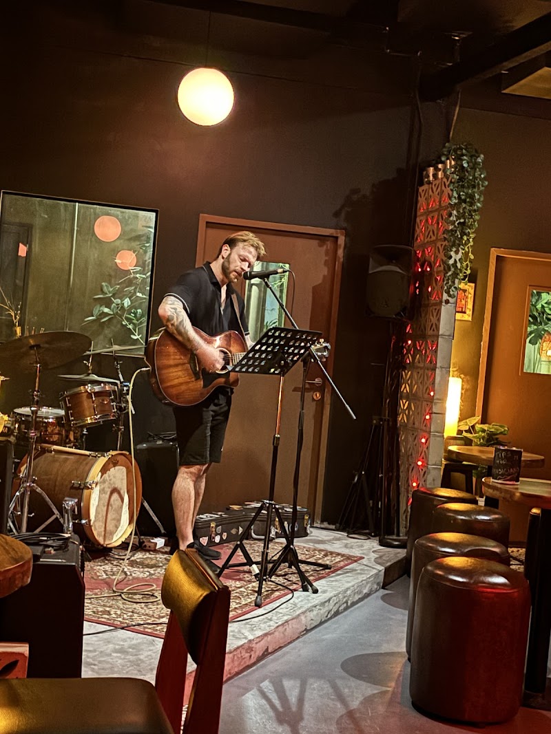 Bangkok Mojo * Music Lovers' Club - Bangkok Mojo * Music Lovers' Club, 1103 ถ. เจริญกรุง Khwaeng Si Phraya, Khet Bang Rak, Krung Thep Maha Nakhon 10500, Thailand