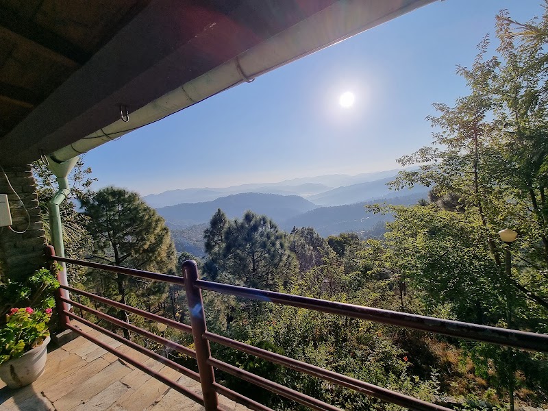 Mohan's Binsar Retreat - Mohan's Binsar Retreat, Kasar Devi, Road, Binsar, Mat, Uttarakhand 263601, India