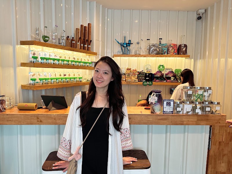 Thai Cannabis Club - Soi 7 - Thai Cannabis Club - Soi 7, Soi Sukhumvit 7, Khwaeng Khlong Toei, Watthana, Krung Thep Maha Nakhon 10110, Thailand