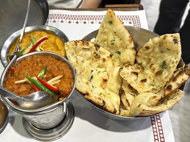 Veer Jee's Indian Restaurant 維傑 印度餐廳 - Veer Jee's Indian Restaurant 維傑 印度餐廳 104, Taiwan, Taipei City, Zhongshan District, Xiapi Village, Fuxing N Rd, 432號1樓