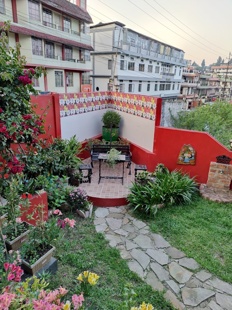 ROCK CLIFF HOMESTAY