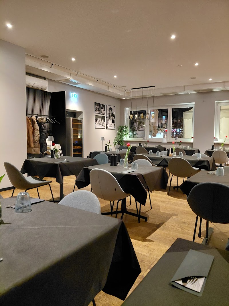 Ristorante Schweiger Salzburg - Ristorante Schweiger Salzburg Itzlinger Hauptstraße 93, 5020 Salzburg, Austria