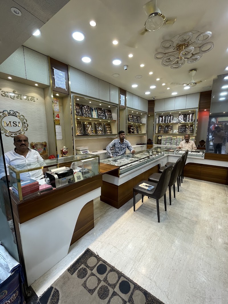 Mahavir Chand Santosh Kumar Jewellers - Mahavir Chand Santosh Kumar Jewellers, Mukhya Sarafa, Halwai Ln, Bajinath Para, Raipur, Chhattisgarh 492001, India