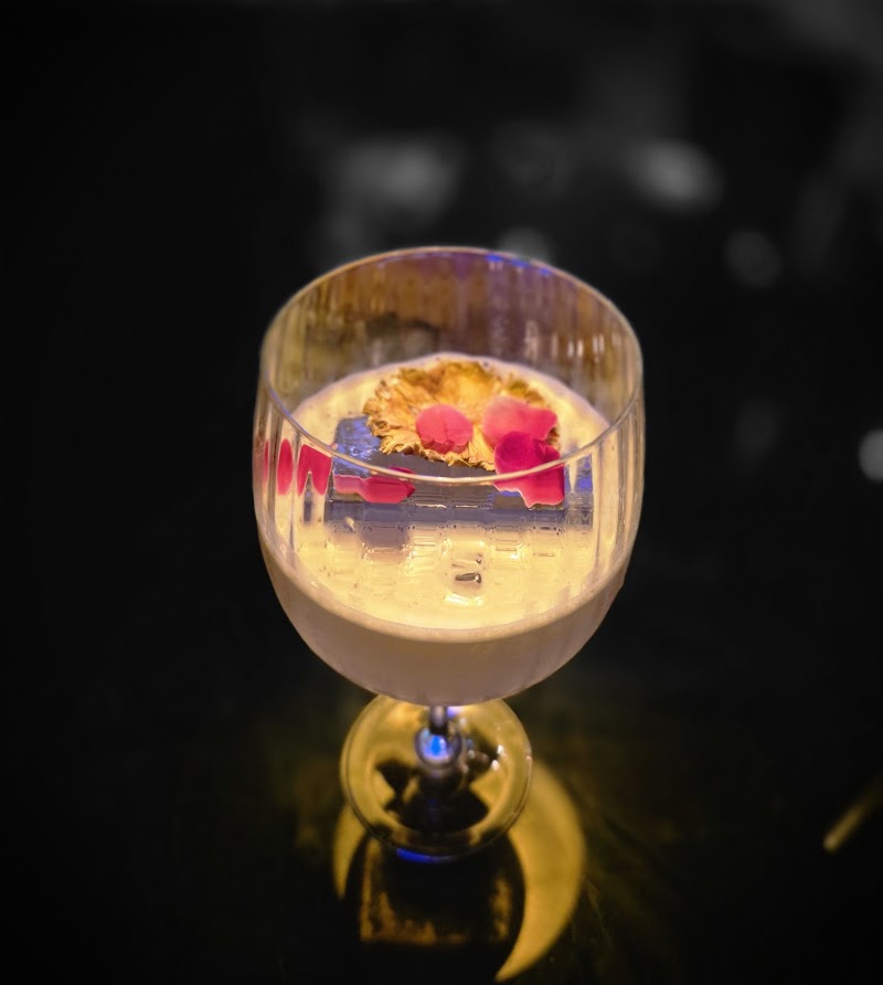LIV Bar - LIV Bar Lower Ground Floor, R3, Aerocity, New Delhi, Delhi 110037, India