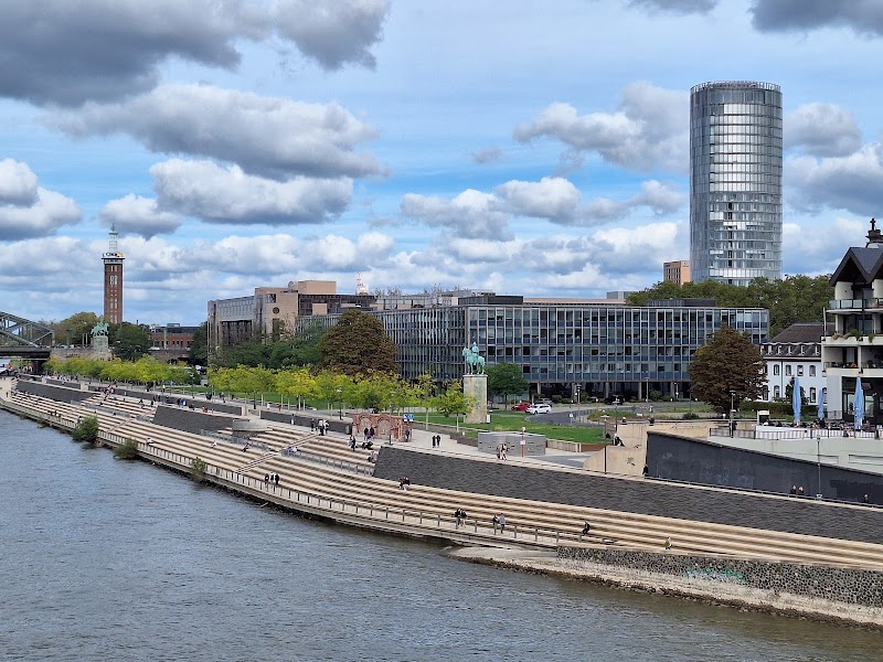 Rheinpromenade Köln-Deutz - Rheinpromenade Köln-Deutz, Hermann-Pünder-Straße 1A, 50679 Köln, Germany