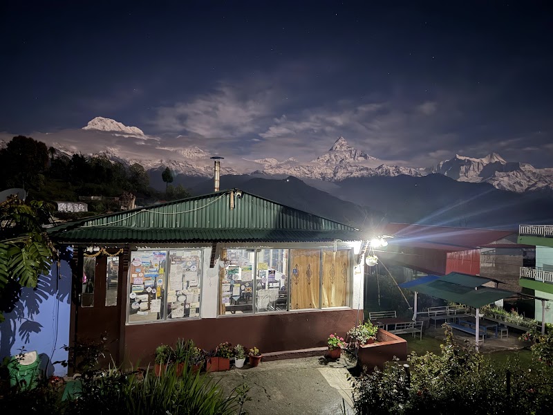 MACHHAPUCHRE Guest house and restaurant Australian camp
