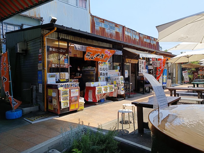Omiya Yokocho - Omiya Yokocho 4-23 Miyachō, Fujinomiya, Shizuoka 418-0067, Japan
