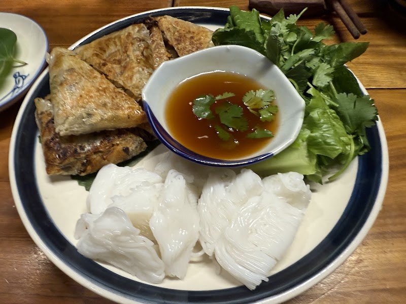 Dana Vegan House - Nhà Chay Dana - Dana Vegan House - Nhà Chay Dana 12 P. Đông Thái, Hàng Buồm, Hoàn Kiếm, Hà Nội 100000, Vietnam