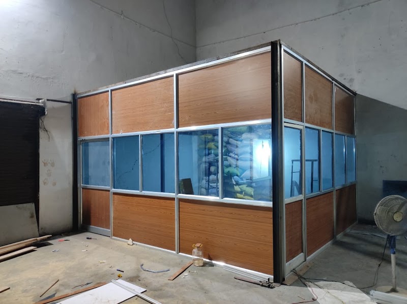 Al ALUMINIUM & FABRICATION WORK - Al ALUMINIUM & FABRICATION WORK, Nahar Para, jhuleal chowk, Moudhapara, Raipur, Chhattisgarh 492001, India
