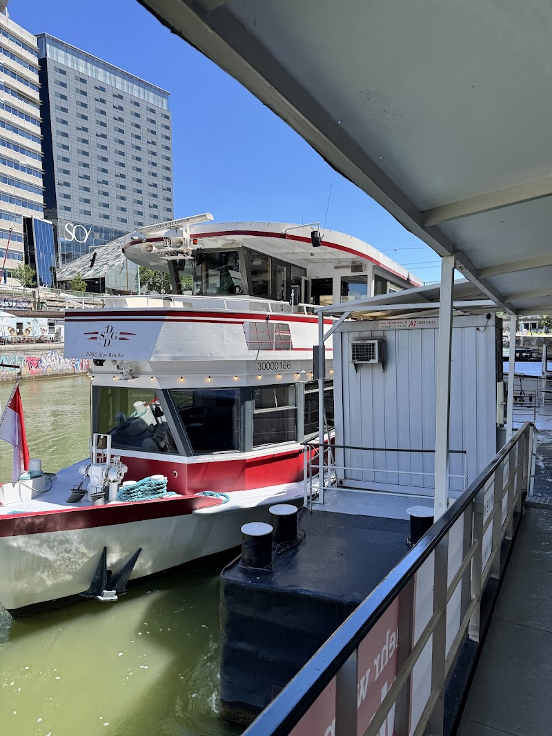 City Cruises Vienna - DDSG Blue Danube - City Cruises Vienna - DDSG Blue Danube, Franz-Josefs-Kai 2, 1020 Wien, Austria