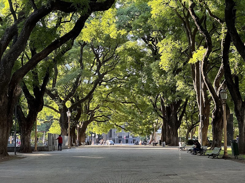 Plaza General San Martín - Plaza General San Martín, Buenos Aires, C1006 Buenos Aires, Argentina