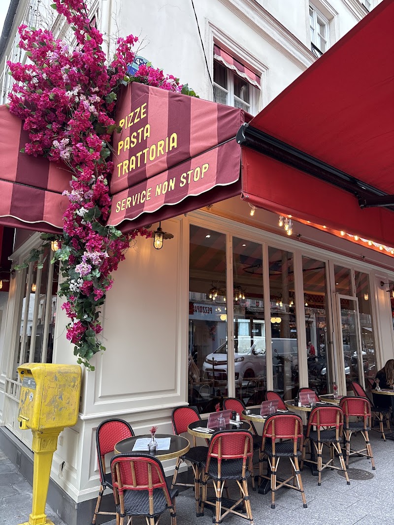 Fragola Marais - Trattoria Italienne & Brunch - Fragola Marais - Trattoria Italienne & Brunch 7 Rue Rambuteau, 75004 Paris, France