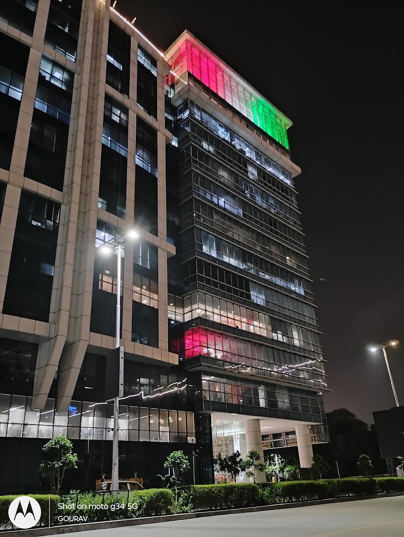 DLF Cyber City, Gurugram - DLF Cyber City, Gurugram DLF Gateway Tower, DLF Cyber City, DLF Phase 3, Sector 24, Gurugram, Haryana 122002, India