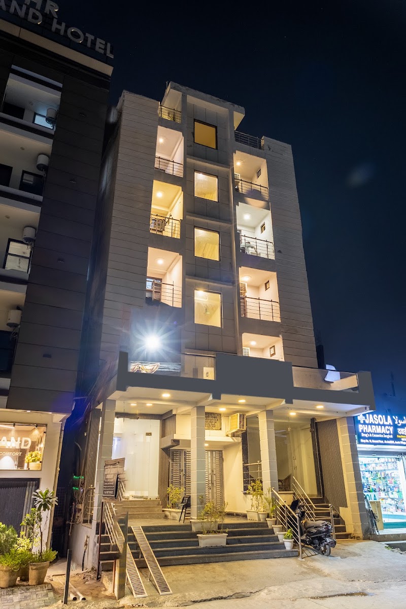 Comfort Plaza Hotel - Comfort Plaza Hotel 256/9, Main Road, Pocket 10B, Jasola Vihar, New Delhi, Delhi 110025, India