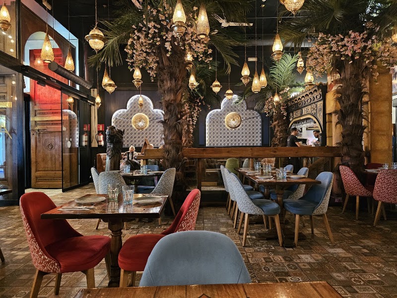 Al Arabiya Restaurant & Cafe - Al Arabiya Restaurant & Cafe Carrer dels Escudellers, 25, Ciutat Vella, 08002 Barcelona, Spain