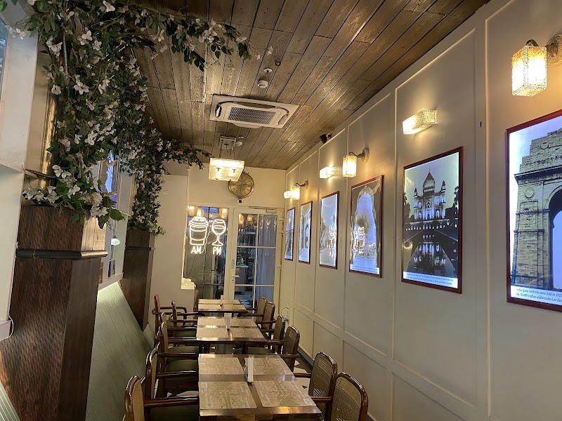 Lutyen's Bistro - Lutyen's Bistro Shop No. 3A/ G-74, Sujan Sigh Park, Opp Khan Market Metro Station Gate No. 4, New Delhi, Delhi 110003 Opposite CM & SONS Khan Market, Rabindra Nagar, near Metro Station Khan Market, Sujan Sing Park North, Metro, New Delhi, Delhi 110003, India