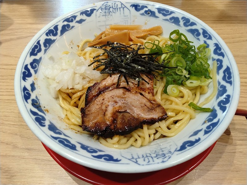 Kyushu Ramen Kio Nishinakajima - Kyushu Ramen Kio Nishinakajima 3-chōme-20-18 Nishinakajima, Yodogawa Ward, Osaka, 532-0011, Japan