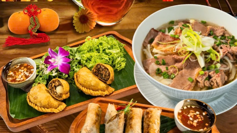 Hoang's Restaurant - Vietnamese Restaurant & Vegan Food - Hoang's Restaurant - Vietnamese Restaurant & Vegan Food 54 P. Hàng Buồm, Hàng Buồm, Hoàn Kiếm, Hà Nội 100000, Vietnam