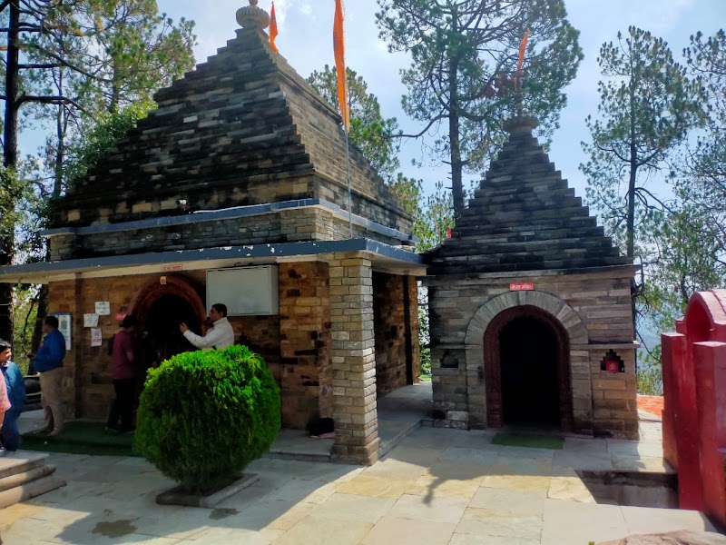 Kasar Family Restaurant - Kasar Family Restaurant road, Kasardevi, Binsar, Almora, Uttarakhand 263601, India