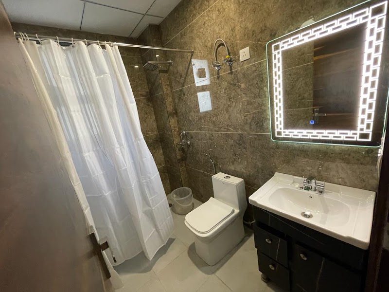 The Empire Luxury Suites - The Empire Luxury Suites Plot No 684, Sector 45, Gurugram, Haryana 122022, India
