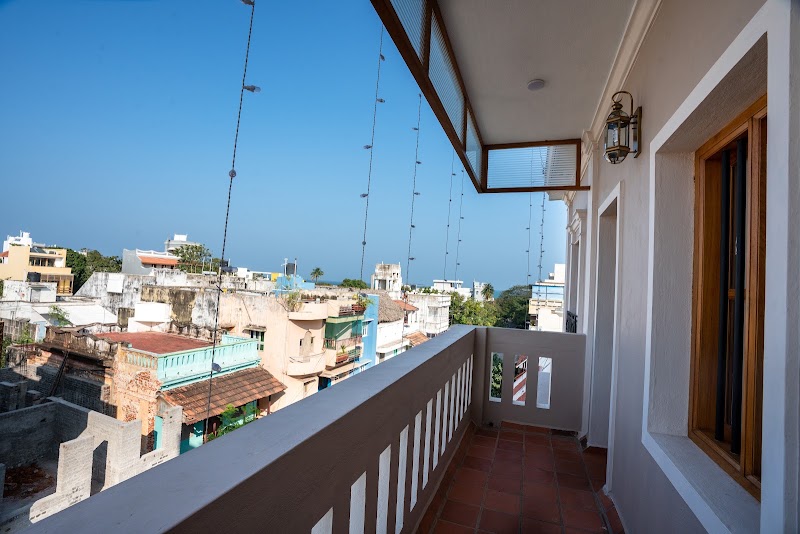 19 Villa Mira