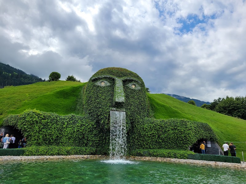 Crystal Cloud & Mirror Pool - Crystal Cloud & Mirror Pool Swarovski Crystal Worlds, Kristallweltenstraße 1, 6112 Wattens, Austria