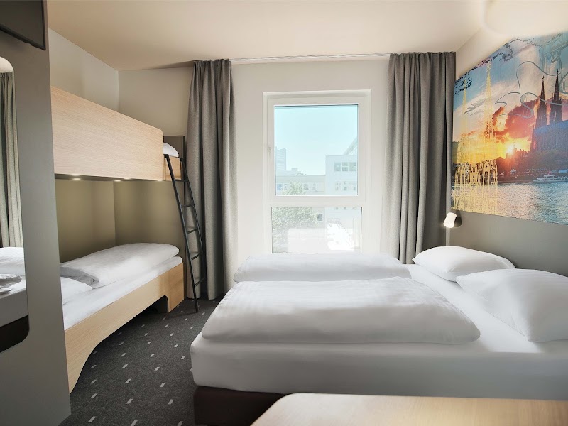 B&B HOTEL Köln-City - B&B HOTEL Köln-City Oskar-Jäger-Straße 115, 50825 Köln, Germany