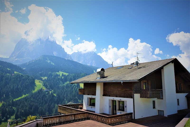 B&B Dolomieu - B&B Dolomieu Str. Col da Messa, 13, 39047 Santa Cristina Valgardena BZ, Italy