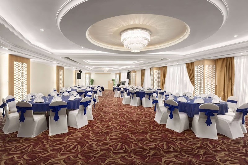 Howard Johnson by Wyndham Bur Dubai - Howard Johnson by Wyndham Bur Dubai, 776P+857 - Khalid Bin Al Waleed Rd - Al Raffa - Al Souq Al Kabeer - Dubai - United Arab Emirates
