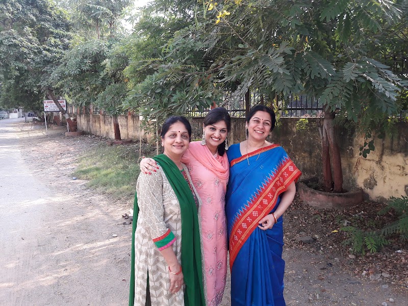 Bal Vachnalaya And Udyan - Bal Vachnalaya And Udyan, 7M46+8GR, Shankar Nagar Rd, Shankar Nagar, Raipur, Chhattisgarh 492004, India