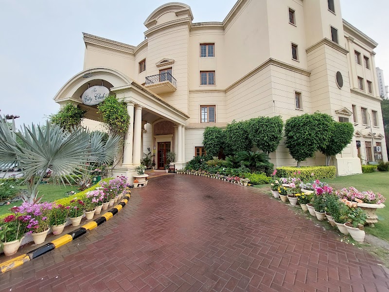 The City Club - The City Club, F38M+Q6M, Galleria Market, DLF Phase IV, Gurugram, Haryana 122009, India