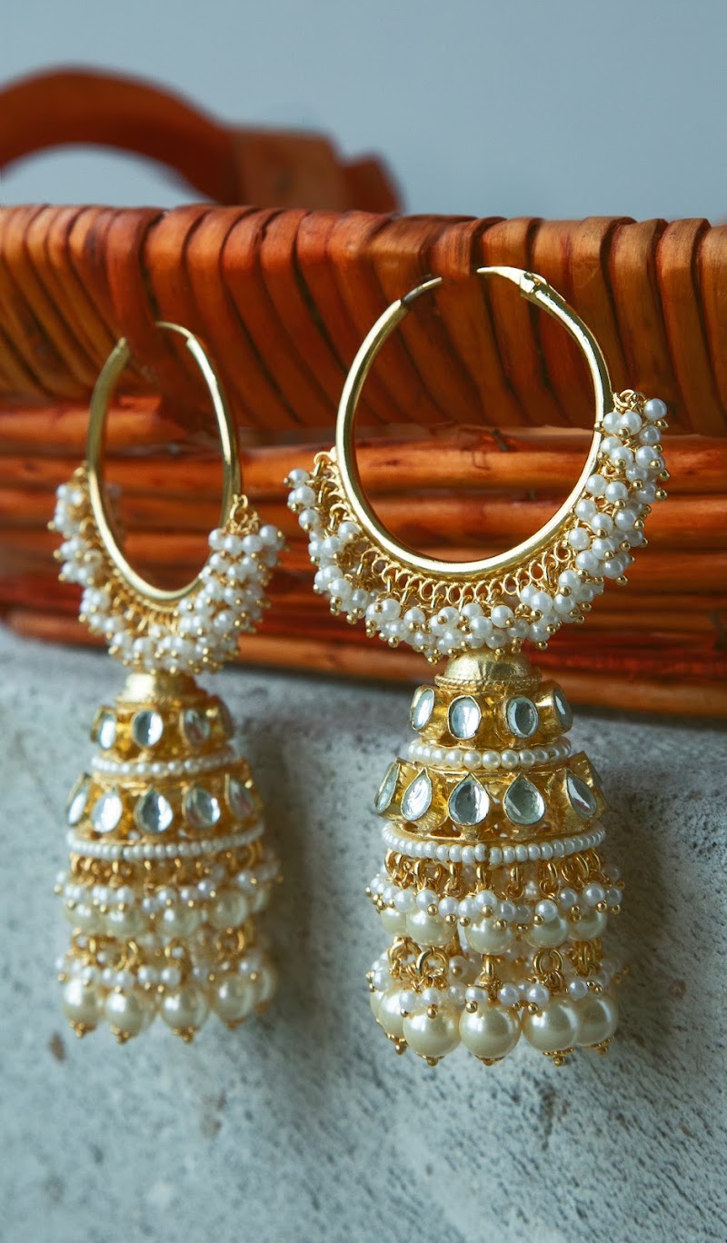 Aza Fashions, Bandra, Mumbai. - Aza Fashions, Bandra, Mumbai. Aza House, 24, Turner Rd, Bandra West, Mumbai, Maharashtra 400050, India