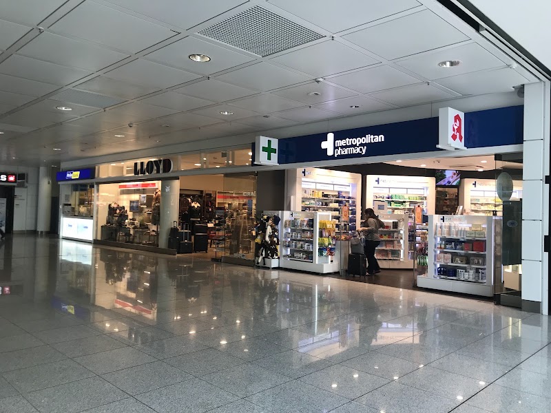 Bus Stop 21, Terminal 2, Munich Airport - Bus Stop 21, Terminal 2, Munich Airport, Terminalstraße Nord 1, 85356 Oberding, Germany