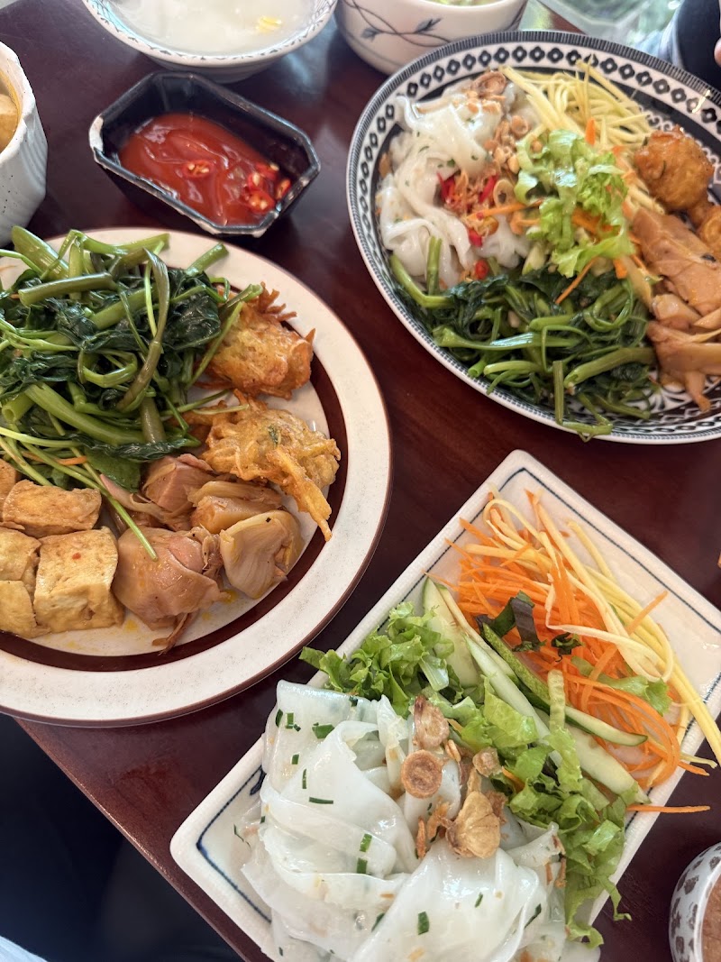 Quán chay Lá | Vegetarian Restaurant - Quán chay Lá | Vegetarian Restaurant 66/10 Phạm Ngọc Thạch, Xuân Hòa, Hồ Chí Minh 700000, Vietnam