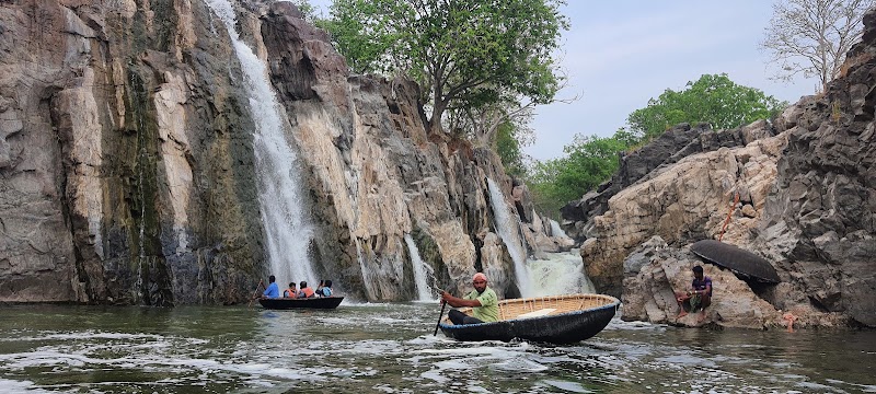Hogenakkal - Hogenakkal, Tamil Nadu 636810, India