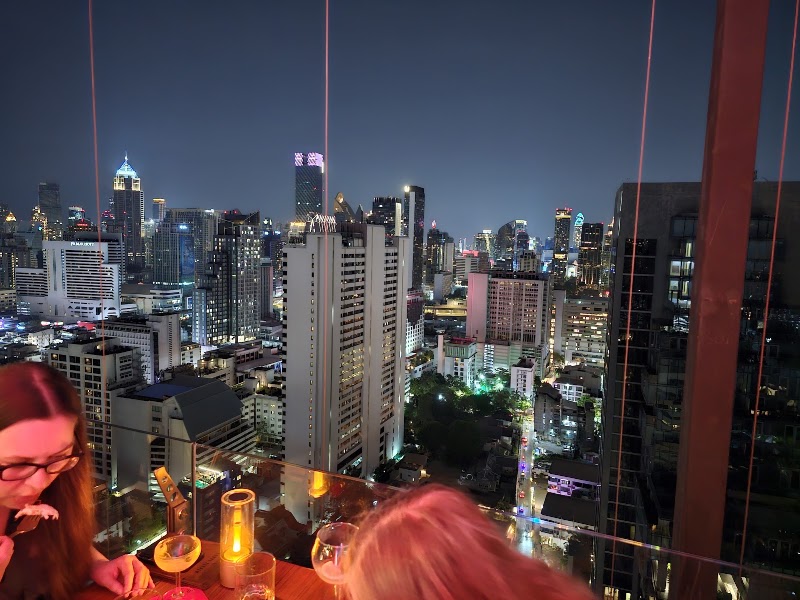 Above Eleven Rooftop Bar & Restaurant - Above Eleven Rooftop Bar & Restaurant, Fraser Suites, 38/8 Sukhumvit Rd, Khwaeng Khlong Toei Nuea, Watthana, Krung Thep Maha Nakhon 10110, Thailand