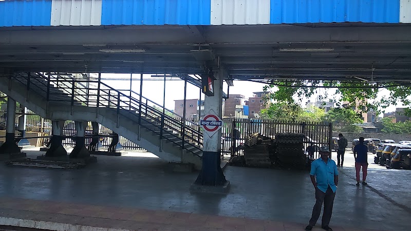Bandra Railway Terminus - Bandra Railway Terminus, Khatimwadi, Naupada Village, Bandra East, Mumbai, Maharashtra 400051, India
