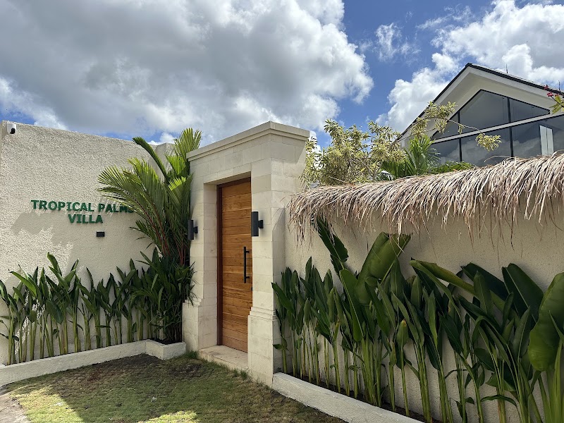 Tropical Palms Villa - Tropical Palms Villa 9528+X5X, Gg. KY Ceruring, Kerobokan, Kec. Kuta Utara, Kabupaten Badung, Bali 80361, Indonesia