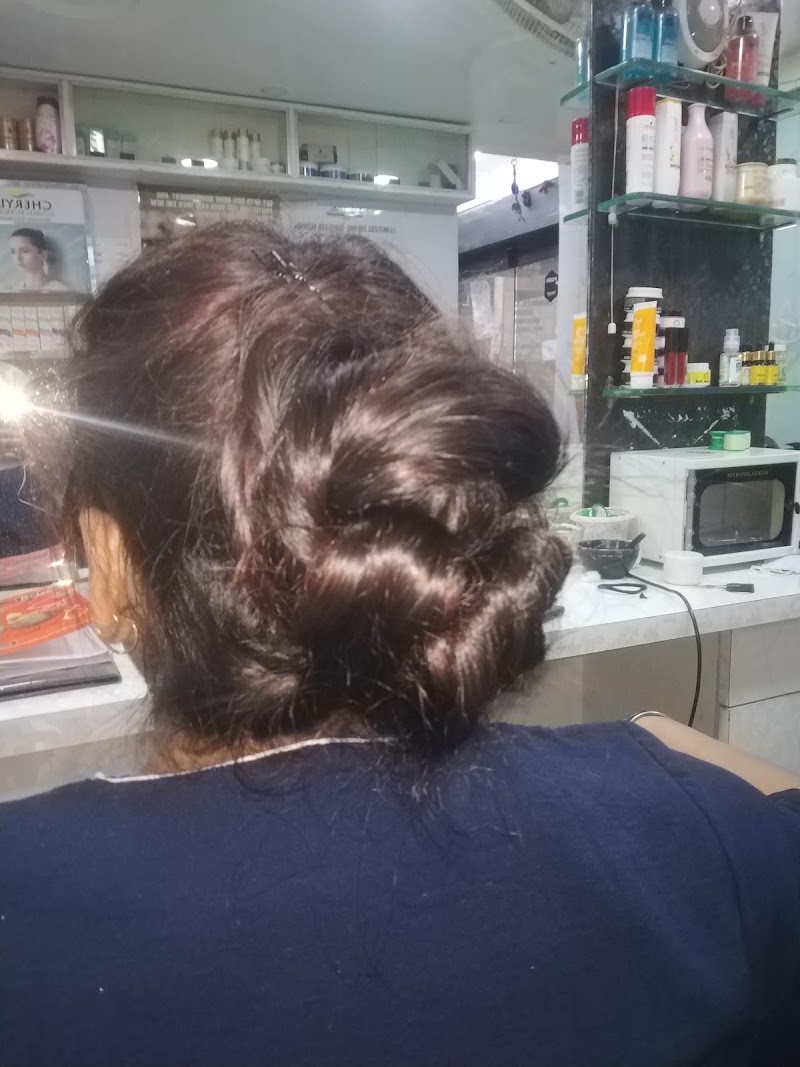 Rose Beauty Parlor - Rose Beauty Parlor, 35C4+46H Shri Jalaram Watch Center, Vinoba NagarMain Rd, Vidya Nagar, Chhattisgarh 495004, India